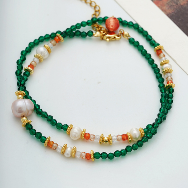 Green Rhythm Sparkling Natural Freshwater Pearl Necklace, using green cristal balls and natural fresh-water colorful pearl.