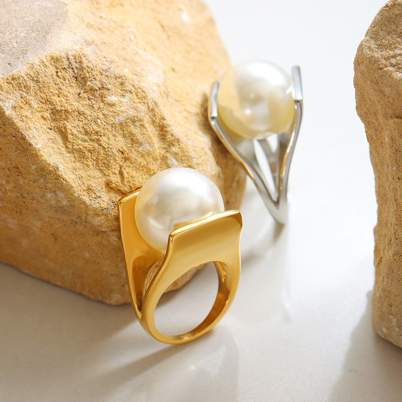 Metal Inlaid Pearl Exaggerated Ring | Titanium Steel Plating | Daily Outfitting | Daily Waterproof | Weight:11g
