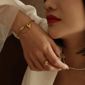 Tassel Love Bracelet | Titanium Steel 18K Gold Plating | Daily Outfitting | Daily Waterproof | Length:15+5cm