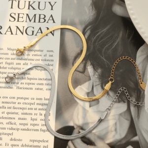 Flattened Snake Bone Bracelet | Golden & Silver color | Titanium Steel 18K Golden Plating | Daily Outfitting | Daily Waterproof | φ3 mm | Length：15+5cm